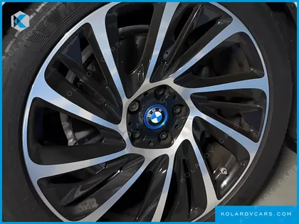 BMW I8 COUPE