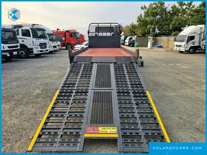 TATA DAEWOO NOBUS MID-SIZE TRUCK ROYAL