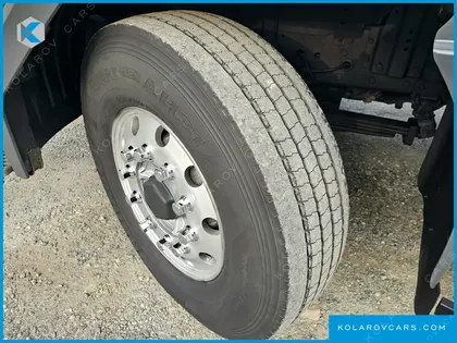 TATA DAEWOO NOBUS MID-SIZE TRUCK ROYAL