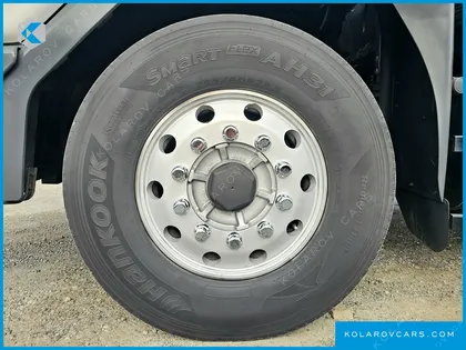 TATA DAEWOO NOBUS MID-SIZE TRUCK ROYAL