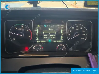 HYUNDAI EXCEED 10X4