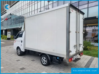 HYUNDAI PORTER II STANDARD CAP CRDI