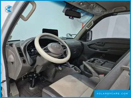 HYUNDAI PORTER II SUPER CABIN LPG