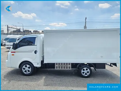 HYUNDAI PORTER II STANDARD CAP CRDI