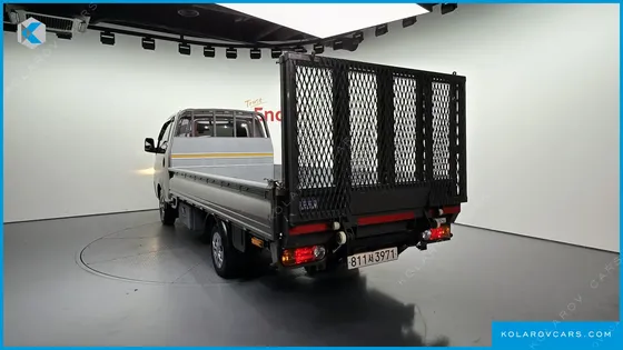 HYUNDAI PORTER II SUPER CABIN LPG