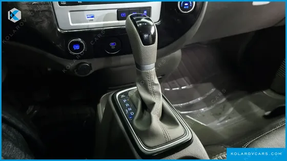 HYUNDAI PORTER II SUPER CABIN LPG