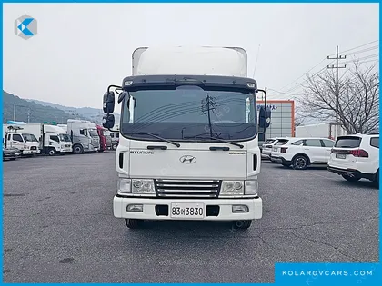HYUNDAI MEGA TRUCK GOLD