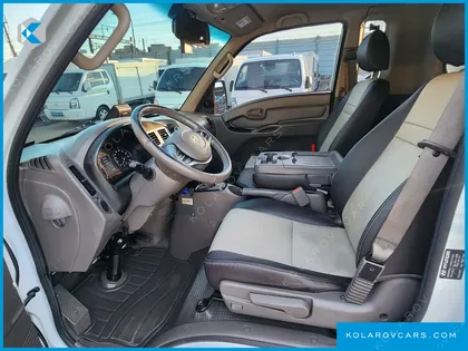 HYUNDAI PORTER II SUPER CABIN LPG