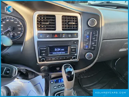 HYUNDAI PORTER II SUPER CABIN LPG