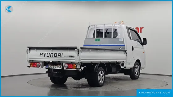 HYUNDAI PORTER II SUPER CABIN LPG