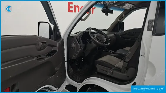 HYUNDAI PORTER II SUPER CABIN LPG