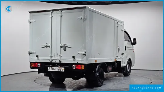 HYUNDAI PORTER II STANDARD CAP CRDI