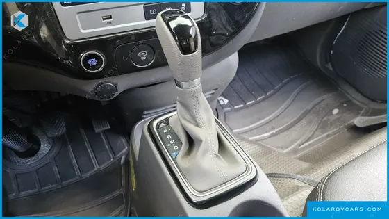 HYUNDAI PORTER II SUPER CABIN LPG