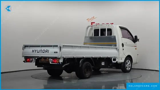 HYUNDAI PORTER II STANDARD CAP CRDI