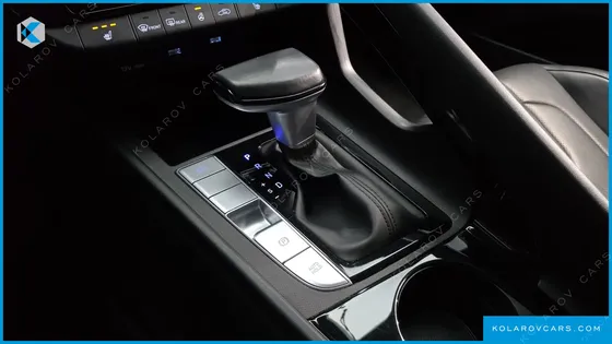 HYUNDAI ELANTRA (AVANTE) SMART