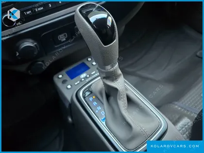 HYUNDAI PORTER II SUPER CABIN LPG
