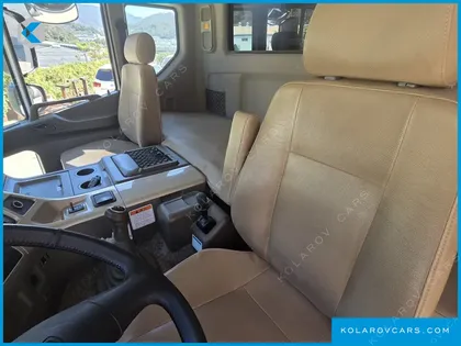 TATA DAEWOO NOBUS MID-SIZE TRUCK ROYAL