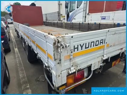 HYUNDAI MEGA TRUCK GOLD