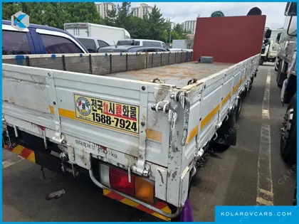 HYUNDAI MEGA TRUCK GOLD