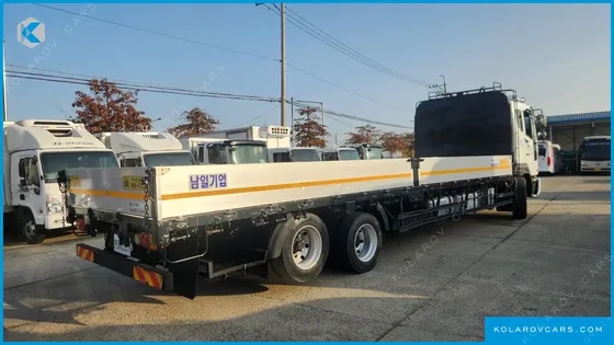 TATA DAEWOO NOBUS MID-SIZE TRUCK ROYAL