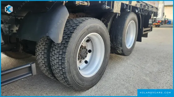 TATA DAEWOO NOBUS MID-SIZE TRUCK ROYAL