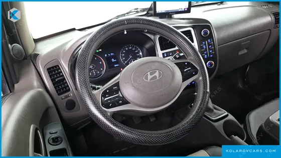 HYUNDAI PORTER II SUPER CABIN LPG
