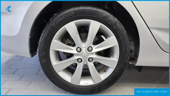 HYUNDAI ACCENT 1.4 VVT SMART