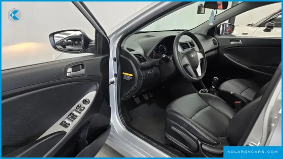 HYUNDAI ACCENT 1.4 VVT SMART