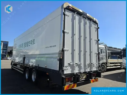 HYUNDAI MEGA TRUCK PREMIUM