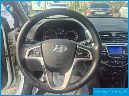 HYUNDAI ACCENT 1.4 VVT MODERN