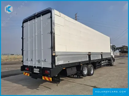 TATA DAEWOO NOBUS MID-SIZE TRUCK ROYAL