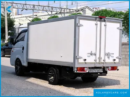 HYUNDAI PORTER II STANDARD CAP CRDI
