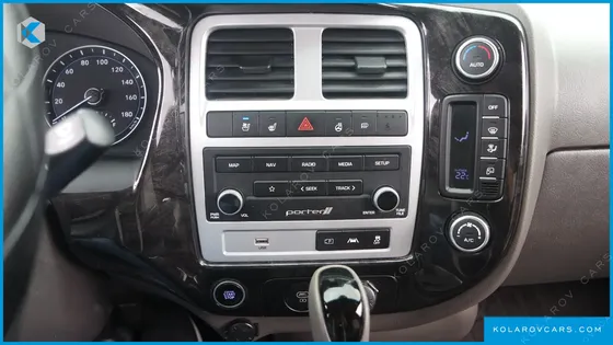 HYUNDAI PORTER II DOUBLE CABIN LPG