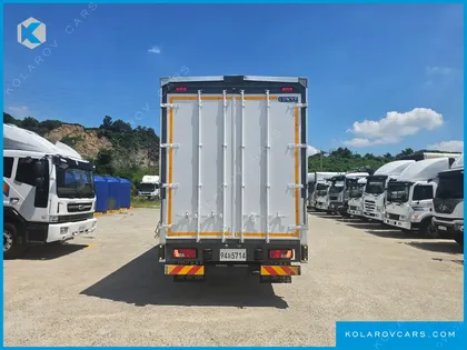 TATA DAEWOO NOBUS MID-SIZE TRUCK ROYAL