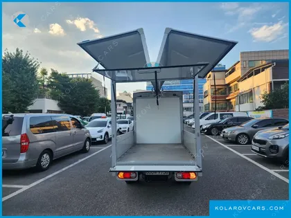 HYUNDAI PORTER II SUPER CABIN LPG