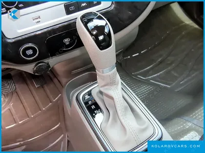 HYUNDAI PORTER II SUPER CABIN LPG