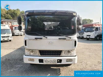 HYUNDAI MEGA TRUCK GOLD