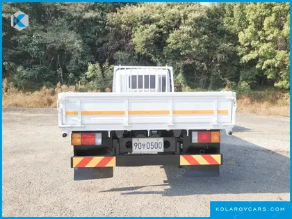 HYUNDAI MEGA TRUCK GOLD