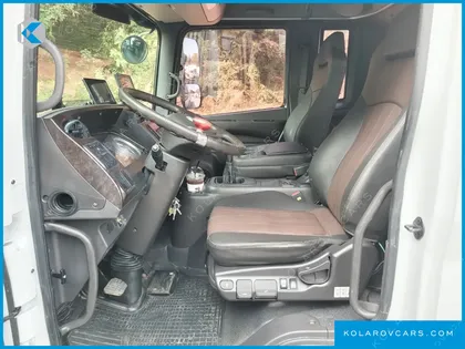 HYUNDAI MEGA TRUCK GOLD