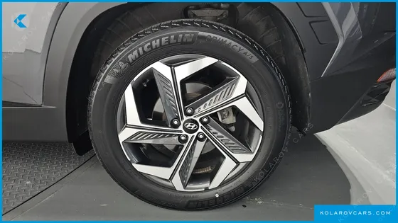 HYUNDAI TUCSON DIESEL 2.0 4WD