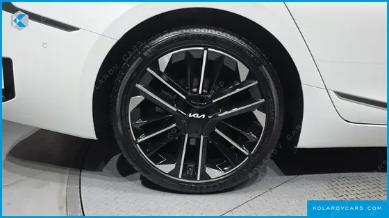 KIA K8 2.5 GASOLINE 2WD