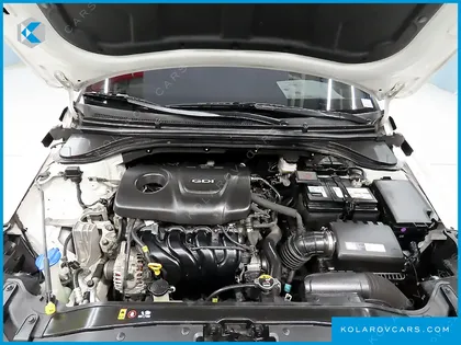 HYUNDAI ELANTRA (AVANTE) 1.6 GDI SMART
