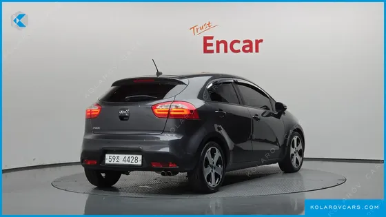 KIA PRIDE 1.6 GDI HATCHBACK