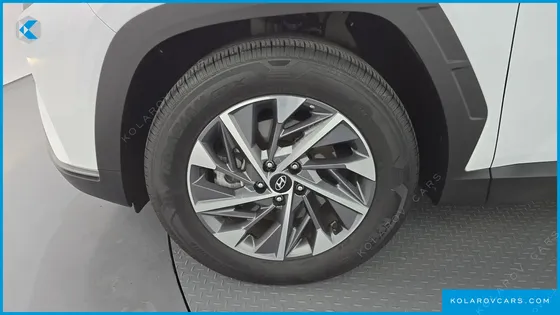 HYUNDAI TUCSON GASOLINE 1.6 TURBO 2WD
