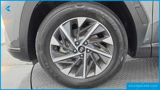 HYUNDAI TUCSON DIESEL 2.0 2WD