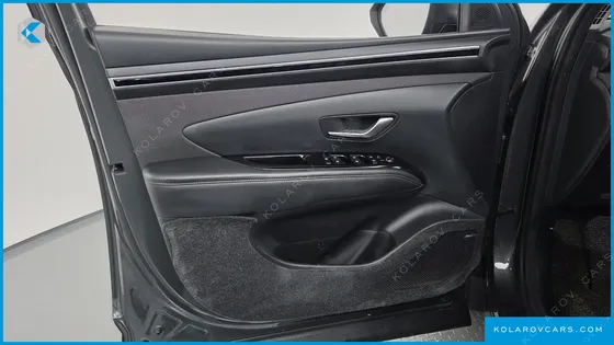 HYUNDAI TUCSON DIESEL 2.0 2WD