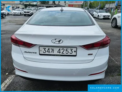 HYUNDAI ELANTRA (AVANTE) 1.6 GDI SMART