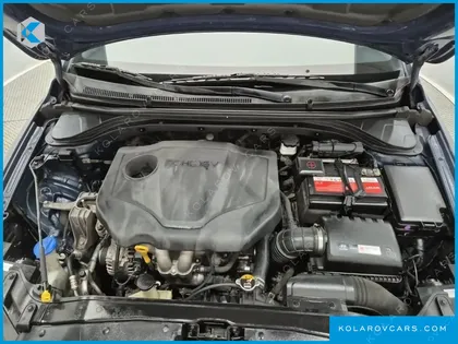 HYUNDAI ELANTRA (AVANTE) 1.6 LPI STYLE (RENTAL CAR)