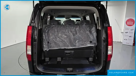 HYUNDAI STARIA EV TOURER 11-SEATER