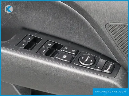 HYUNDAI ELANTRA (AVANTE) 1.6 LPI STYLE (RENTAL CAR)